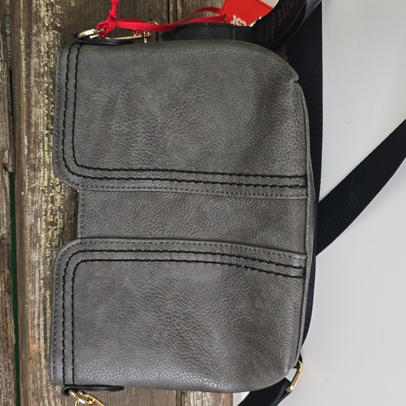 NWT Montana West Gray Crossbody Bag with Adjustable Strap - Picture 2 of 5